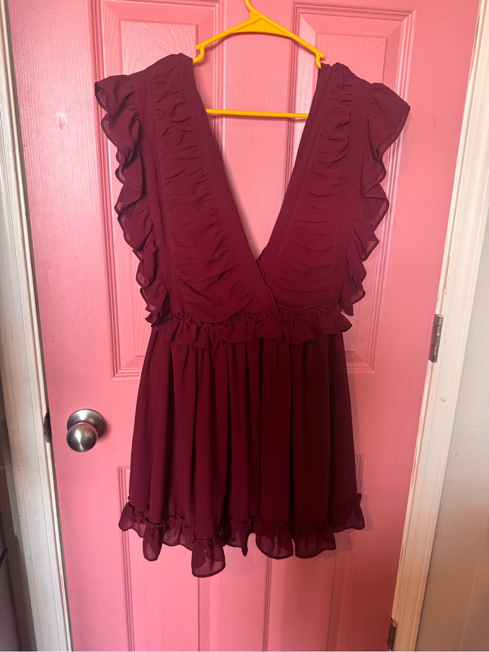Storia Ruffled V-Neck Mini Dress - Burgundy